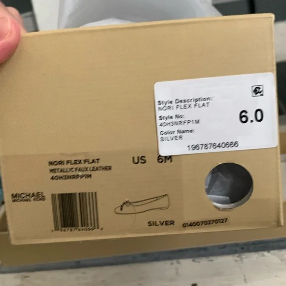 Michael Kors Nori Leather Ballet Flat Women's size 6.0 - Picture 4 of 9